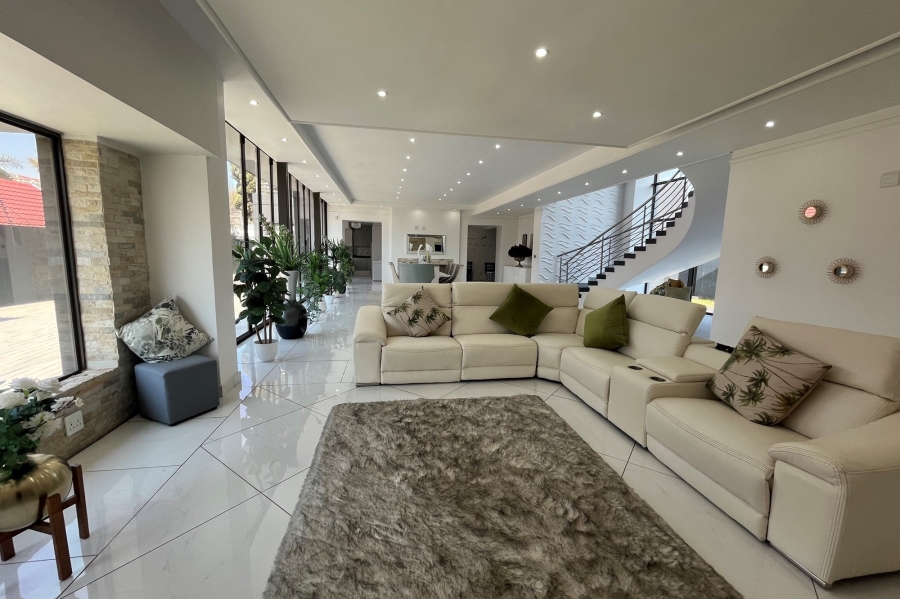5 Bedroom Property for Sale in Bedfordview Gauteng
