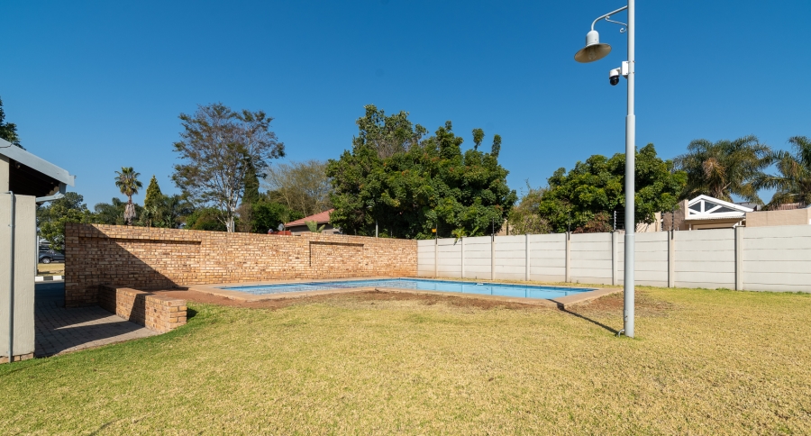 3 Bedroom Property for Sale in North Riding Gauteng