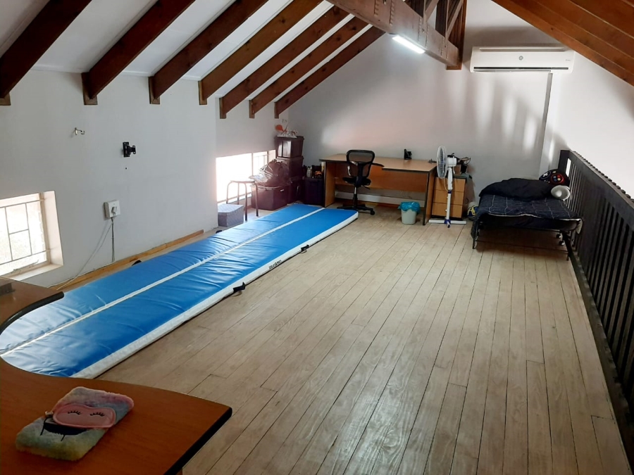 4 Bedroom Property for Sale in Eldoraigne Gauteng