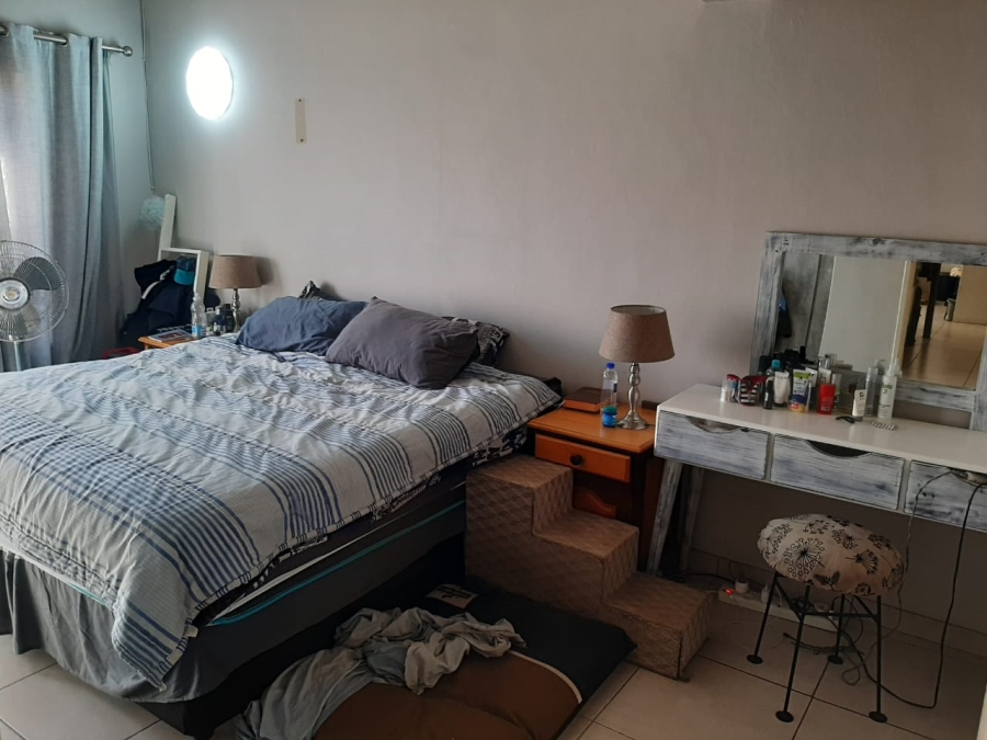 4 Bedroom Property for Sale in Eldoraigne Gauteng