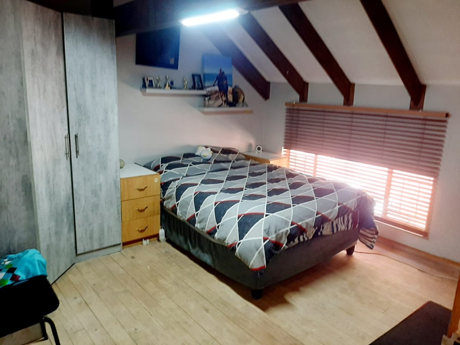 4 Bedroom Property for Sale in Eldoraigne Gauteng