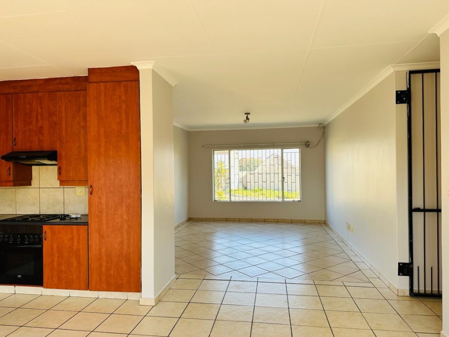 3 Bedroom Property for Sale in Sonneveld Gauteng