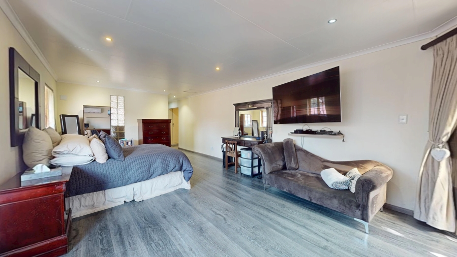 4 Bedroom Property for Sale in Sunward Park Gauteng