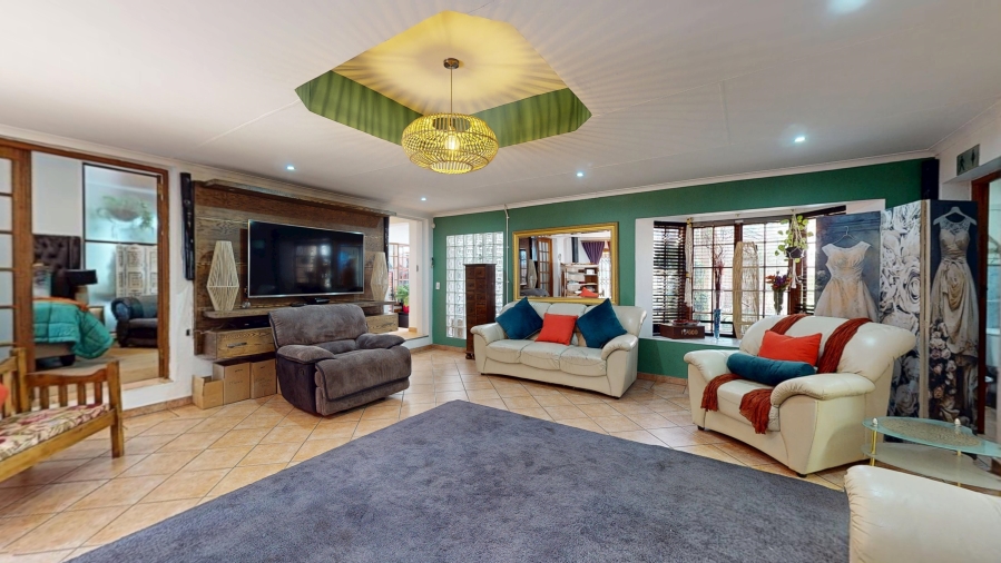4 Bedroom Property for Sale in Sunward Park Gauteng