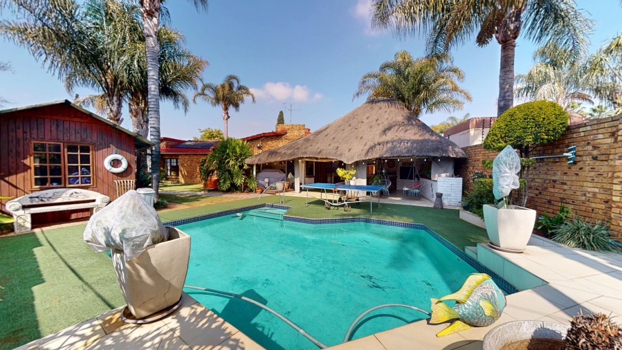 4 Bedroom Property for Sale in Sunward Park Gauteng