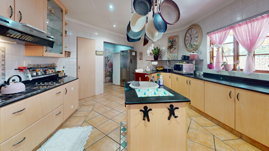 4 Bedroom Property for Sale in Sunward Park Gauteng