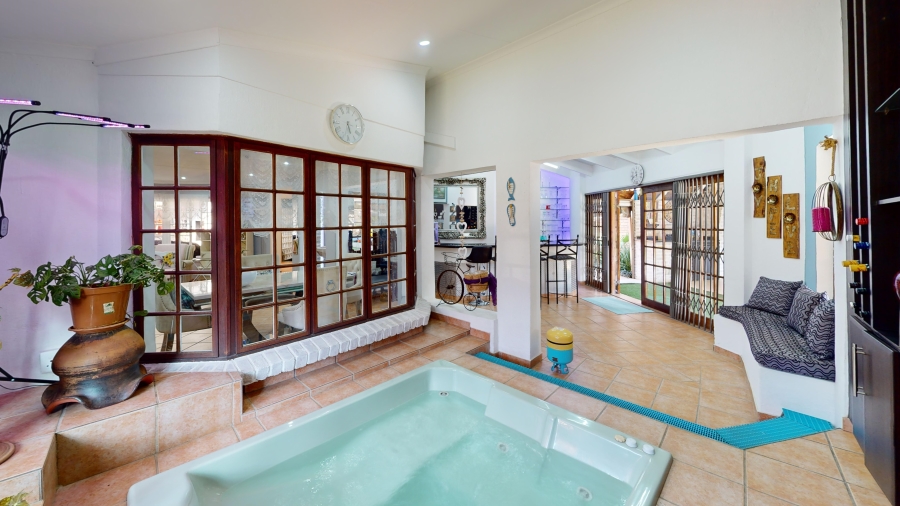 4 Bedroom Property for Sale in Sunward Park Gauteng