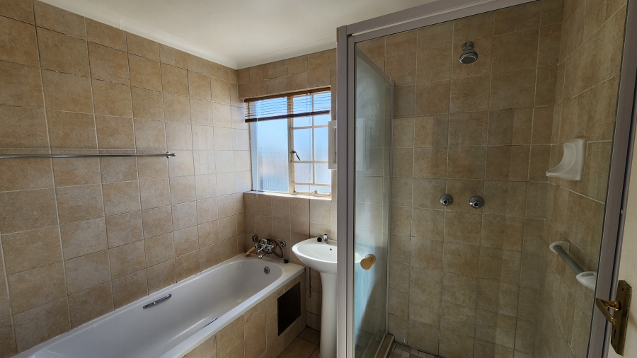 2 Bedroom Property for Sale in Meyersdal Gauteng