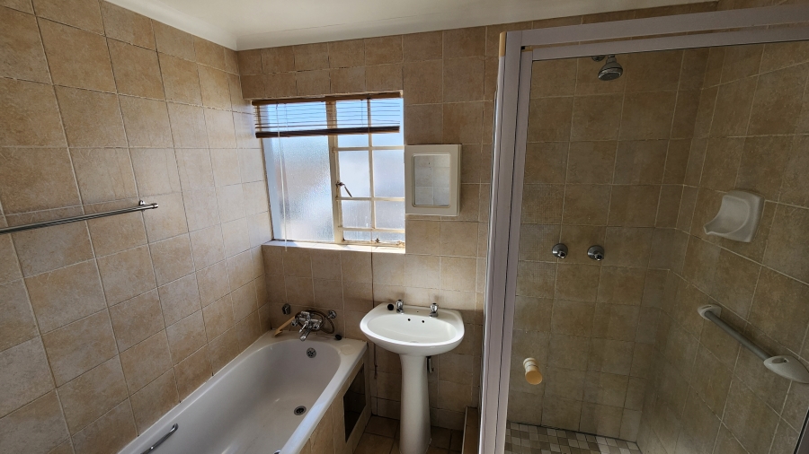 2 Bedroom Property for Sale in Meyersdal Gauteng