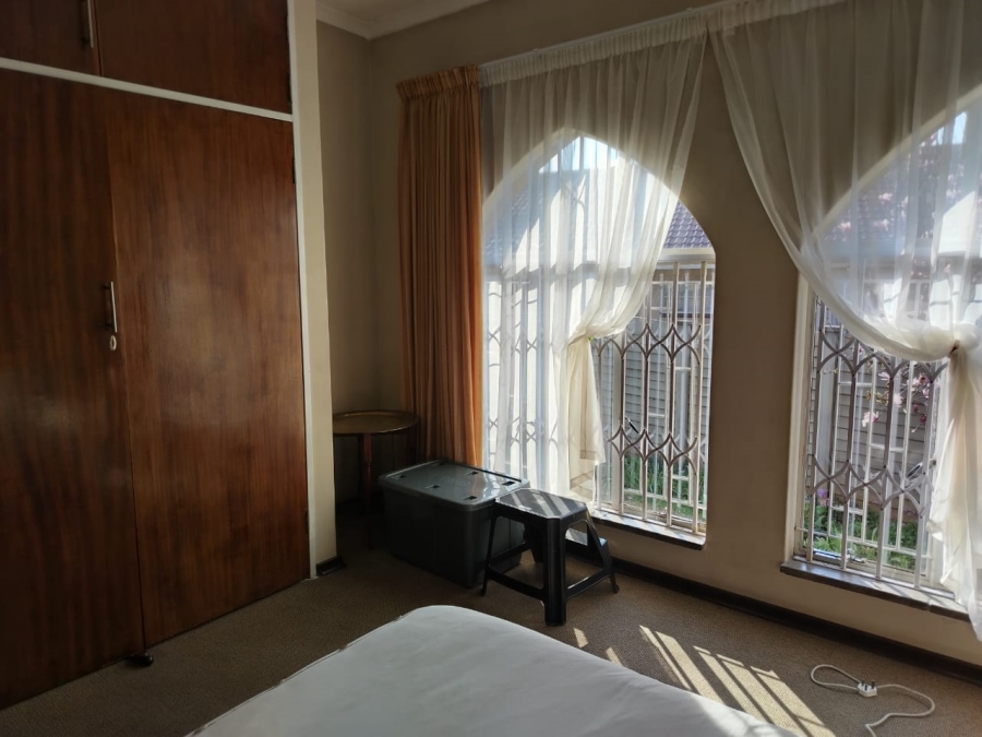 6 Bedroom Property for Sale in Three Rivers Gauteng