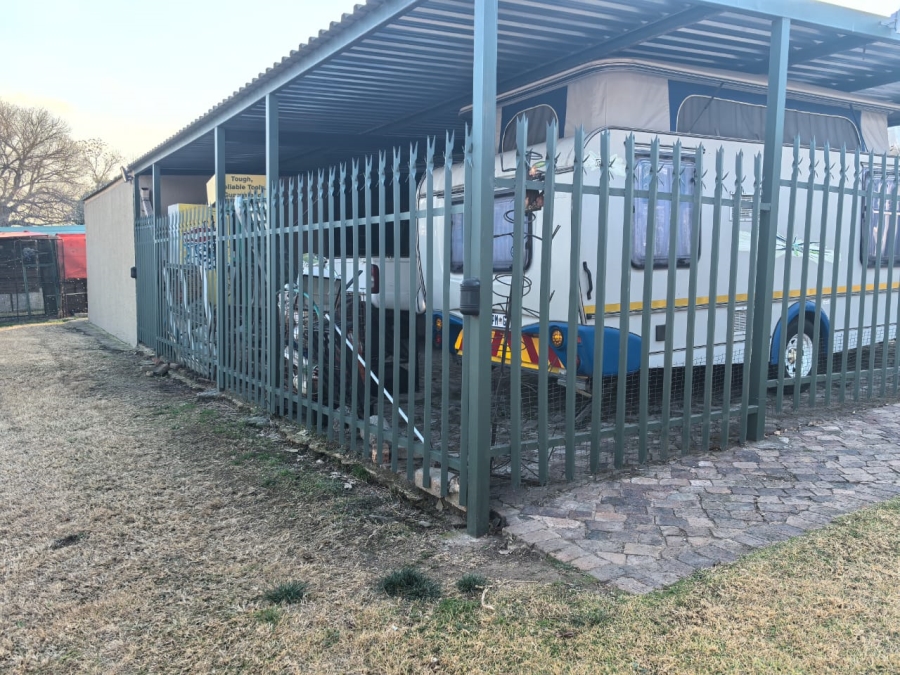 4 Bedroom Property for Sale in Withok Estate Gauteng