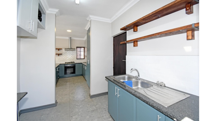 3 Bedroom Property for Sale in Thatchfield Hills Gauteng