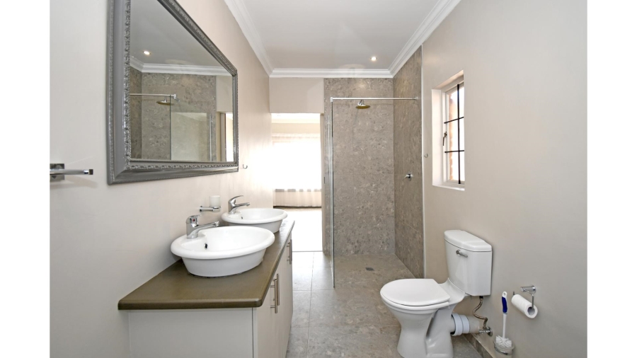 3 Bedroom Property for Sale in Thatchfield Hills Gauteng