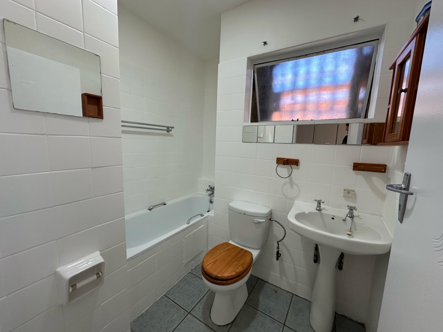 2 Bedroom Property for Sale in Wonderboom South Gauteng