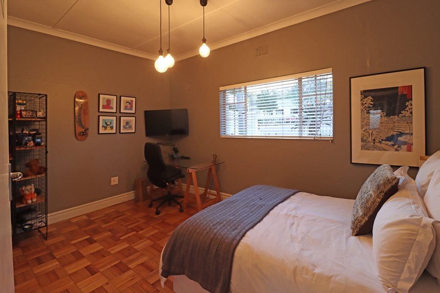 5 Bedroom Property for Sale in Lakeside Gauteng