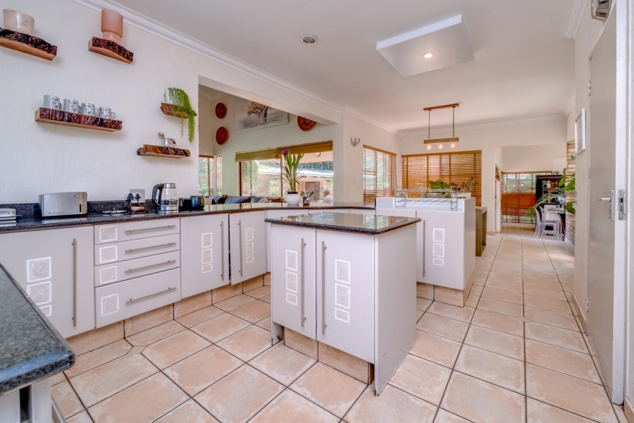 4 Bedroom Property for Sale in Northwold Gauteng