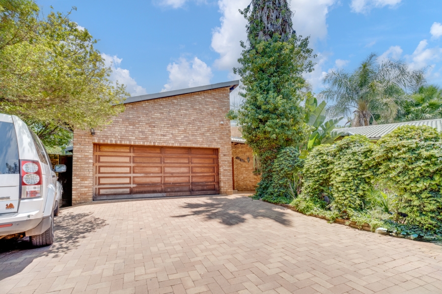4 Bedroom Property for Sale in Northwold Gauteng