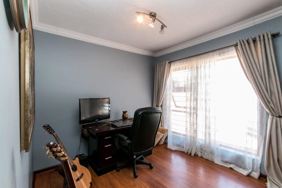 To Let 3 Bedroom Property for Rent in Noordheuwel Gauteng