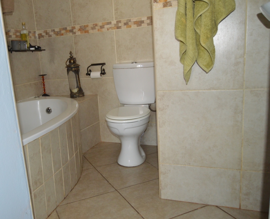 To Let 3 Bedroom Property for Rent in Noordheuwel Gauteng
