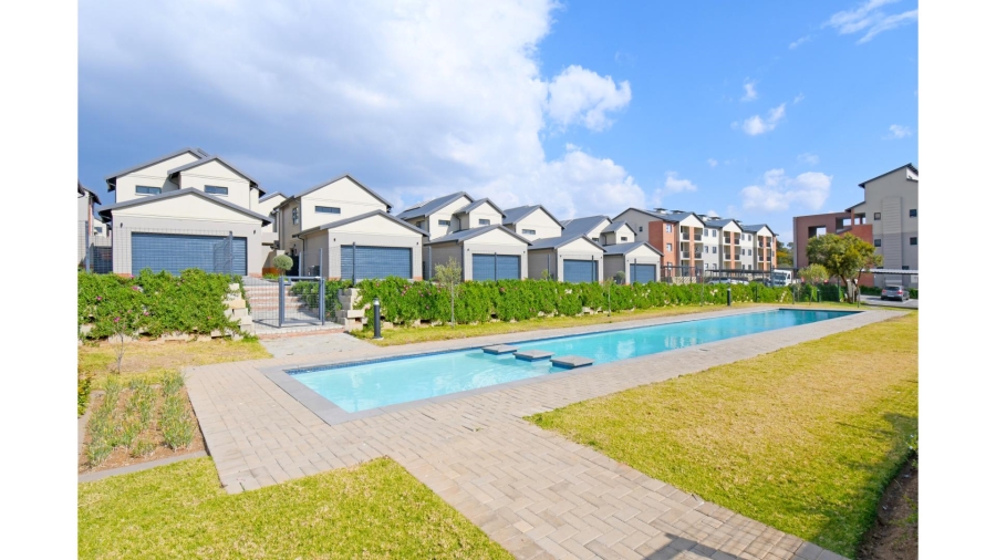 2 Bedroom Property for Sale in Kyalami Gauteng