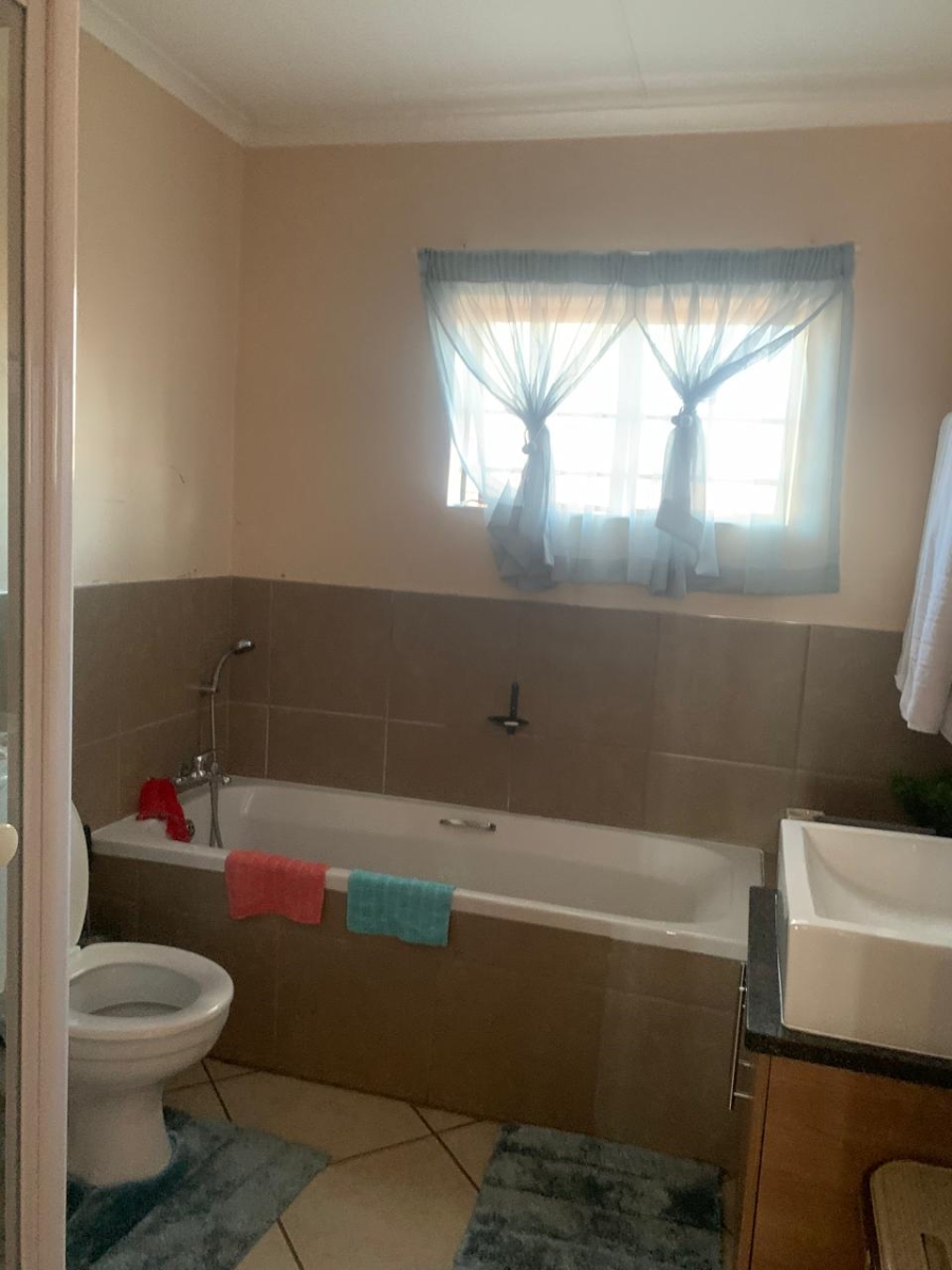 3 Bedroom Property for Sale in Sagewood Gauteng