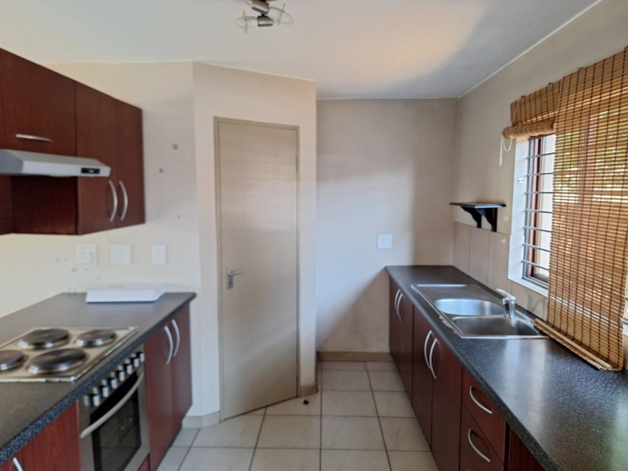 2 Bedroom Property for Sale in Vorna Valley Gauteng