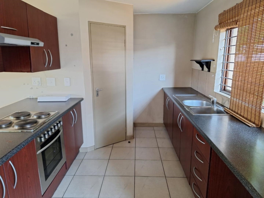 2 Bedroom Property for Sale in Vorna Valley Gauteng