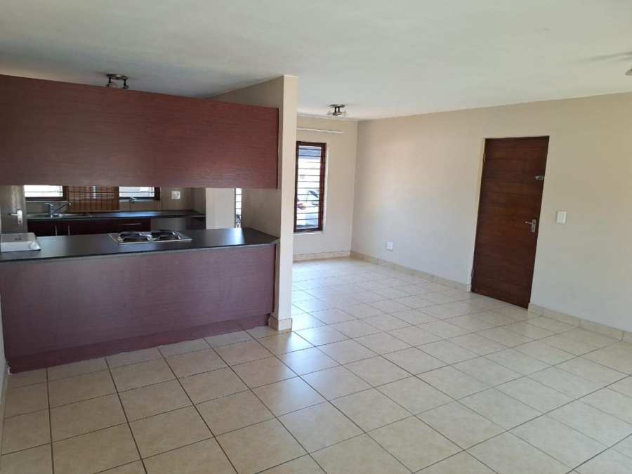 2 Bedroom Property for Sale in Vorna Valley Gauteng