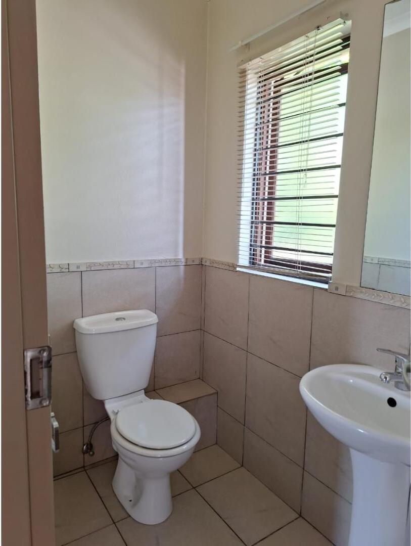 2 Bedroom Property for Sale in Vorna Valley Gauteng