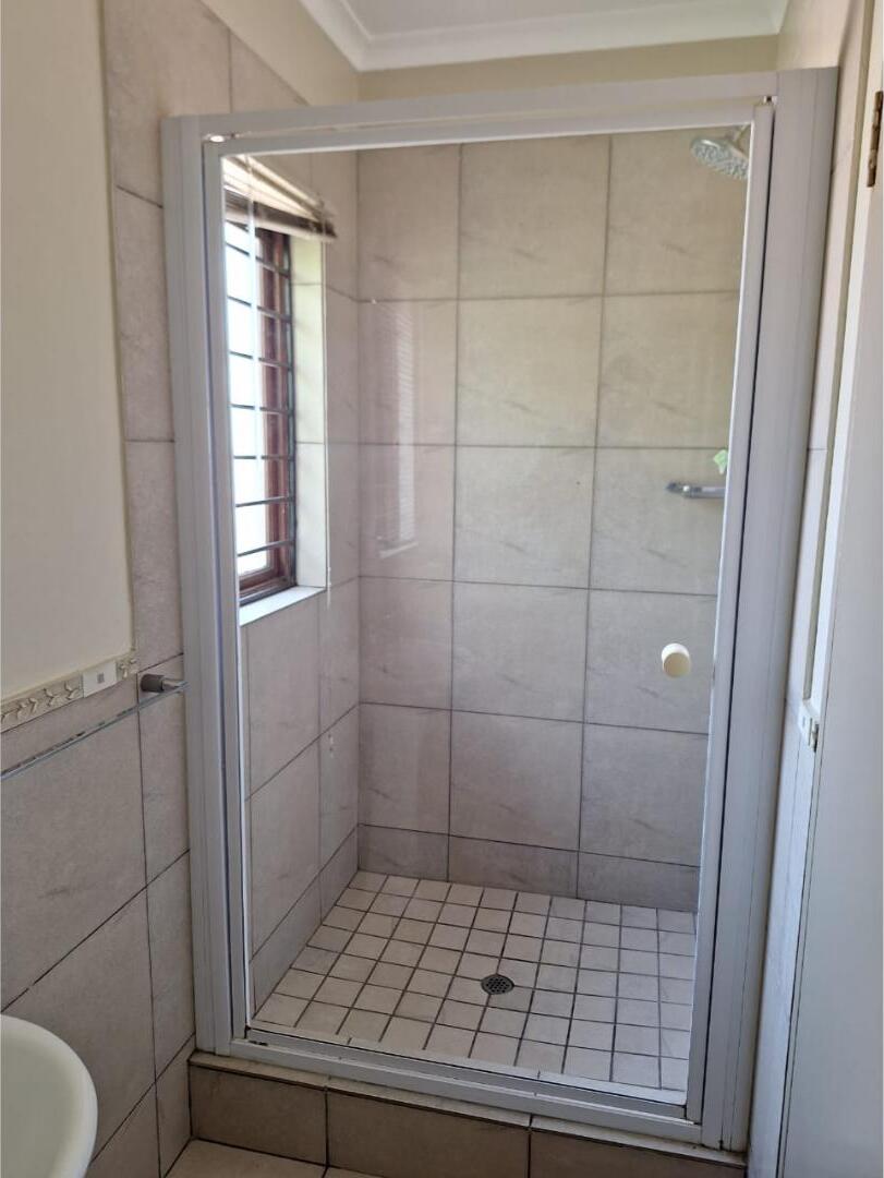 2 Bedroom Property for Sale in Vorna Valley Gauteng