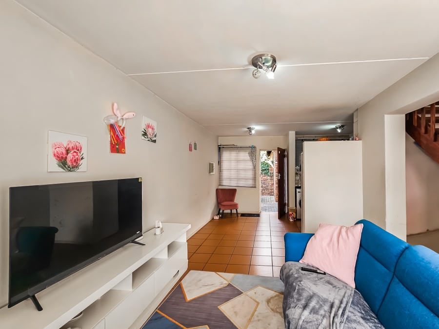 2 Bedroom Property for Sale in Weavind Park Gauteng