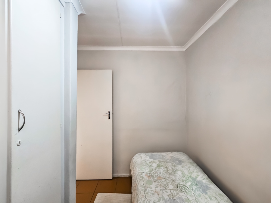 2 Bedroom Property for Sale in Weavind Park Gauteng