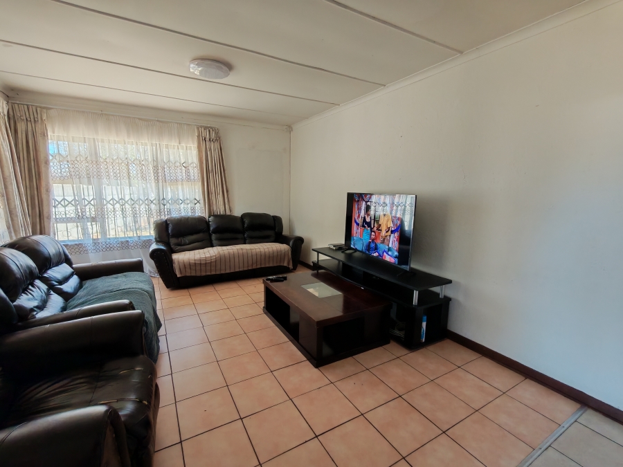4 Bedroom Property for Sale in Birch Acres Gauteng