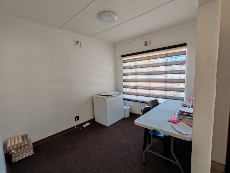 4 Bedroom Property for Sale in Birch Acres Gauteng