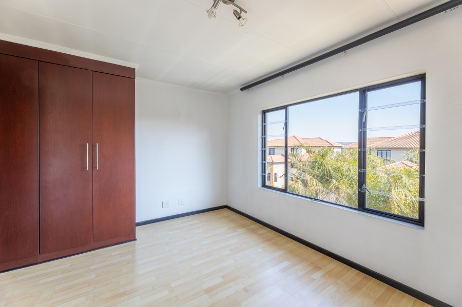 2 Bedroom Property for Sale in Sunninghill Gauteng