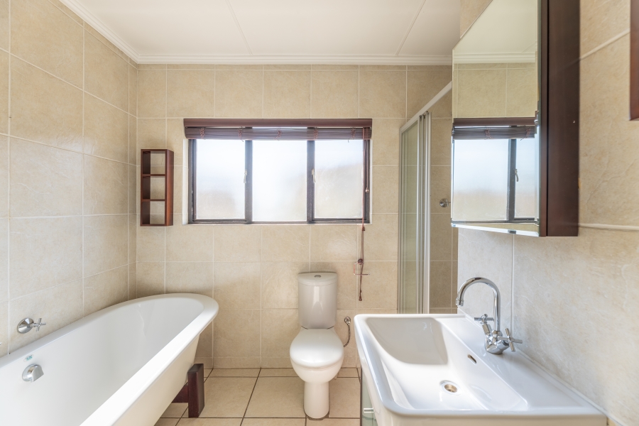 2 Bedroom Property for Sale in Sunninghill Gauteng