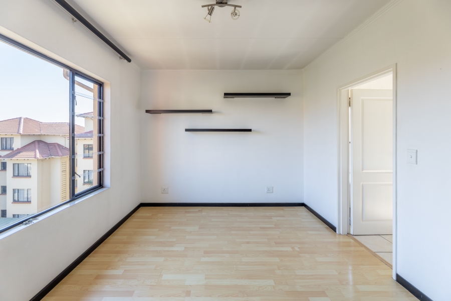 2 Bedroom Property for Sale in Sunninghill Gauteng