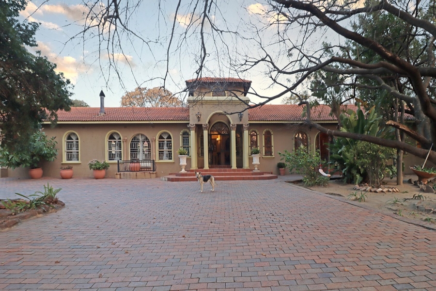 6 Bedroom Property for Sale in Bryanston Gauteng