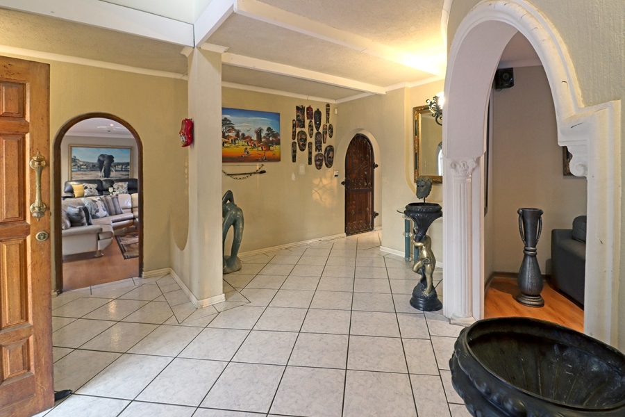 6 Bedroom Property for Sale in Bryanston Gauteng