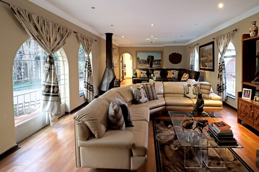 6 Bedroom Property for Sale in Bryanston Gauteng