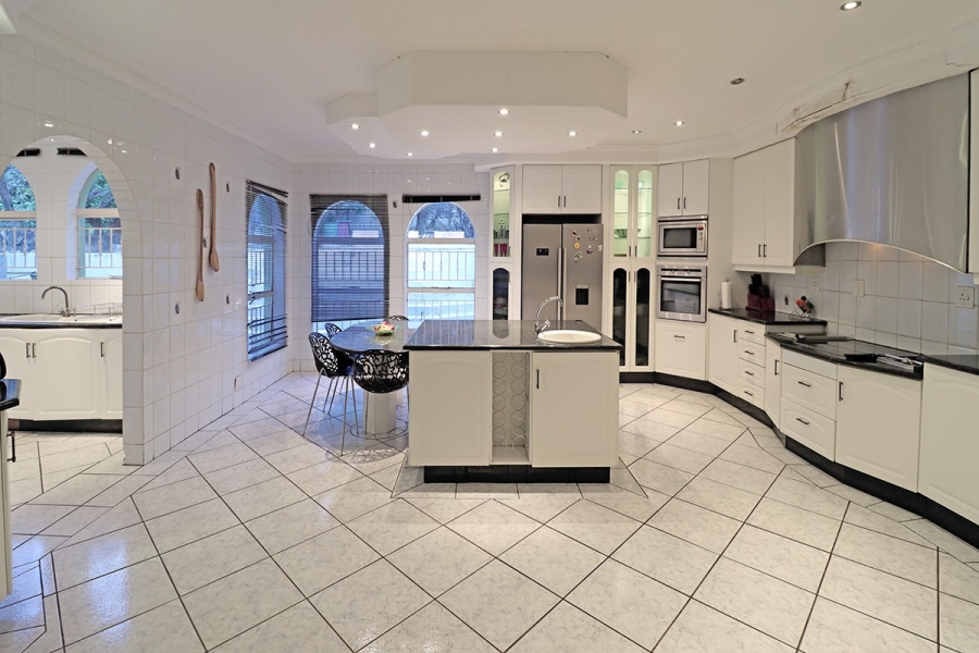 6 Bedroom Property for Sale in Bryanston Gauteng