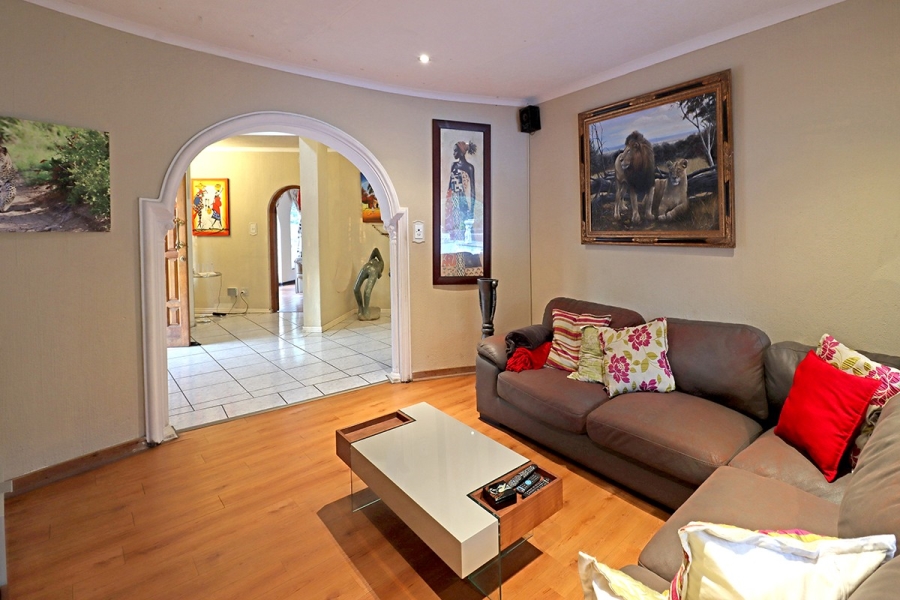 6 Bedroom Property for Sale in Bryanston Gauteng