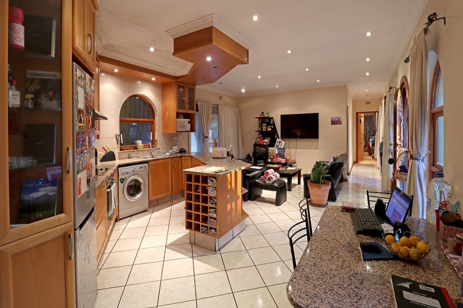 6 Bedroom Property for Sale in Bryanston Gauteng