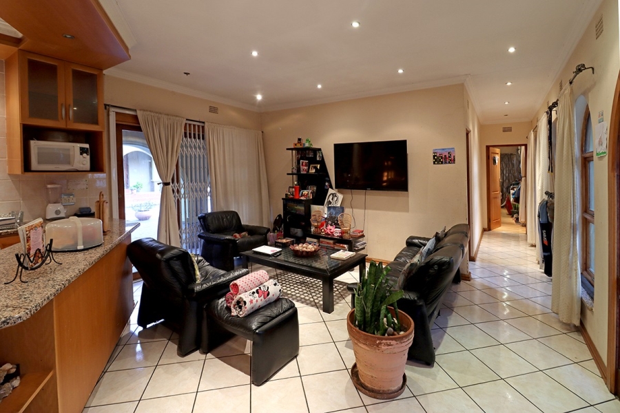 6 Bedroom Property for Sale in Bryanston Gauteng