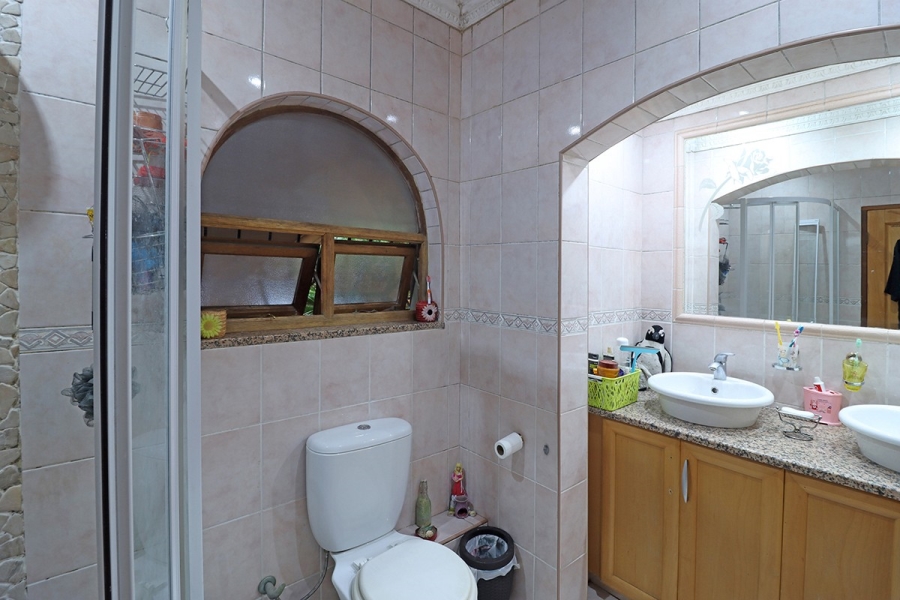 6 Bedroom Property for Sale in Bryanston Gauteng
