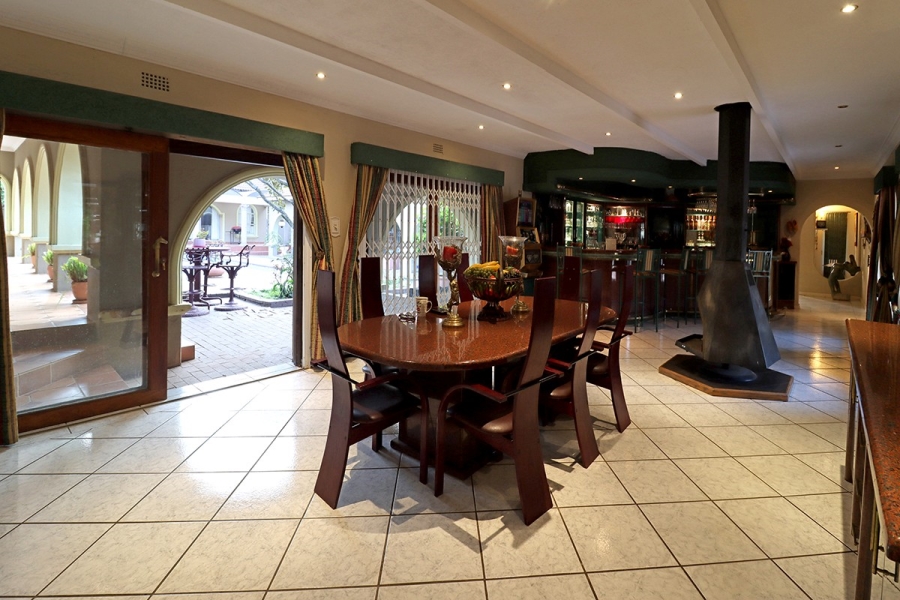 6 Bedroom Property for Sale in Bryanston Gauteng