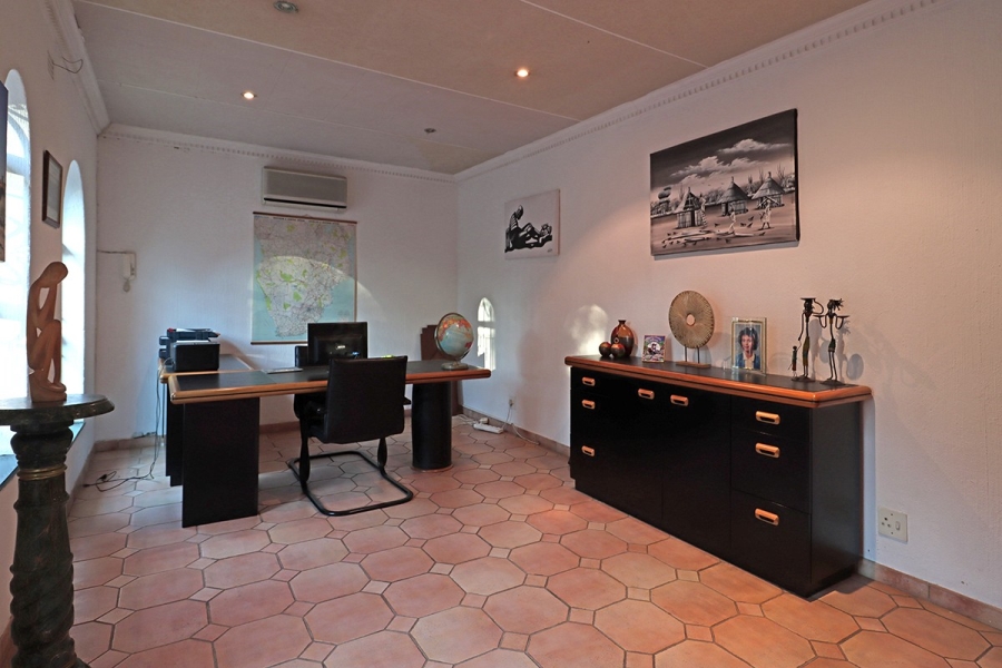 6 Bedroom Property for Sale in Bryanston Gauteng