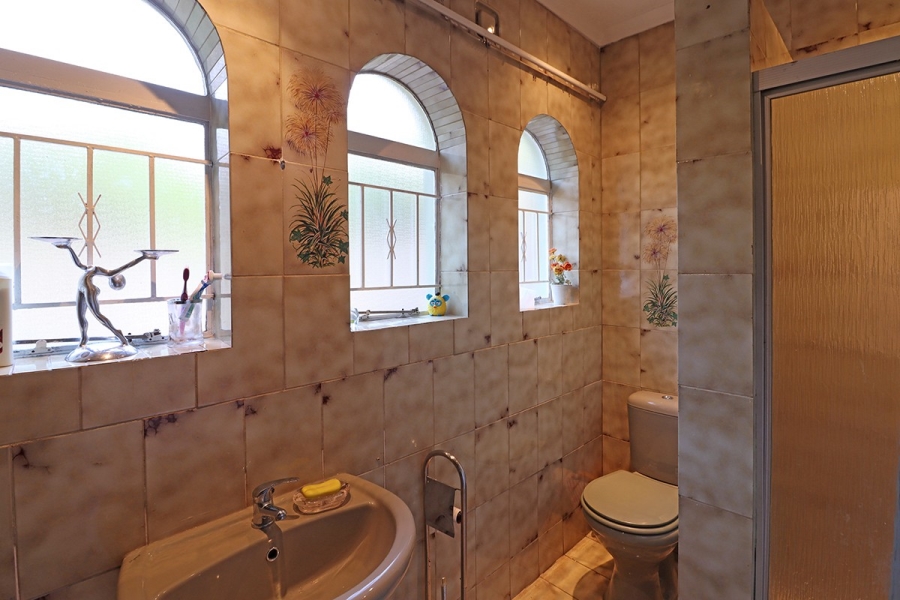 6 Bedroom Property for Sale in Bryanston Gauteng