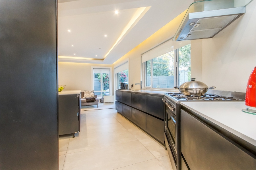3 Bedroom Property for Sale in Parkview Gauteng