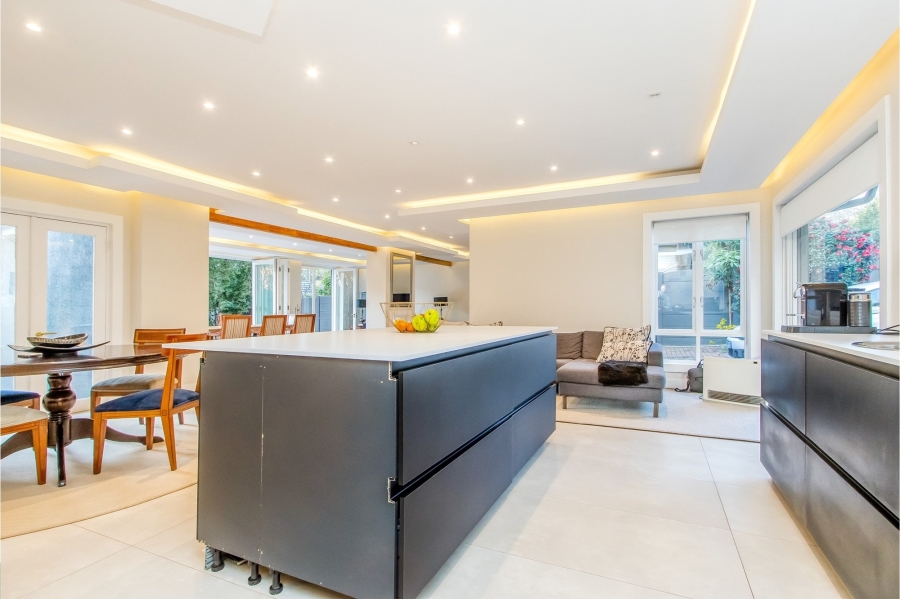 3 Bedroom Property for Sale in Parkview Gauteng